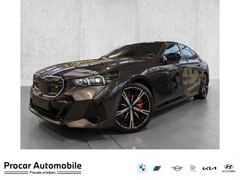 Sophistograu brillanteffekt me Neu 2024 BMW i5 M Sport Limousine | 89.899 € (Teuer) - Bild 1/4