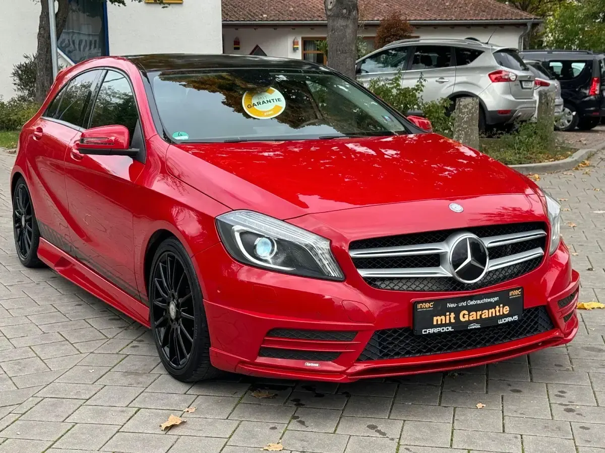 Gebraucht Mercedes A200 156 PS (114 kW) 2013 Rot Limousine