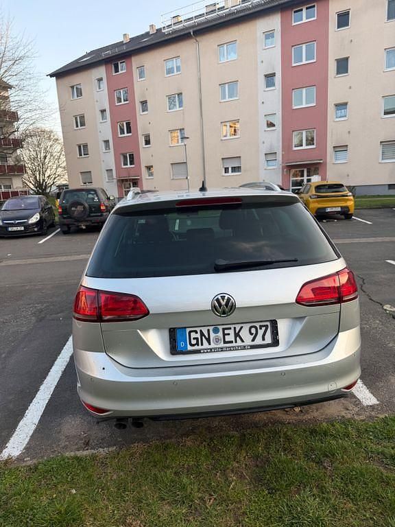 Gebraucht VW Golf VII LOUNGE 150 PS (110 kW) 2015 Silber Kombi