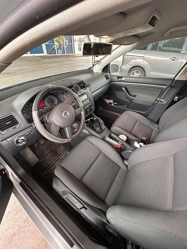 Gebraucht VW Golf IV 90 PS (66 kW) 2004 Silber Limousine