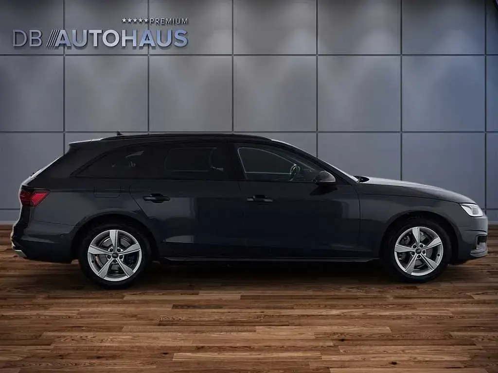 Gebraucht Audi A4 Advanced Plus 150 PS (110 kW) 2025 Grau Limousine