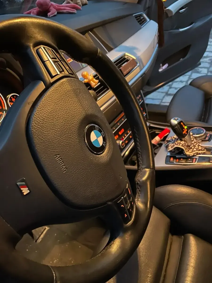 Gebraucht BMW 530 Gran Turismo 258 PS (189 kW) 2014 Grau Coupé