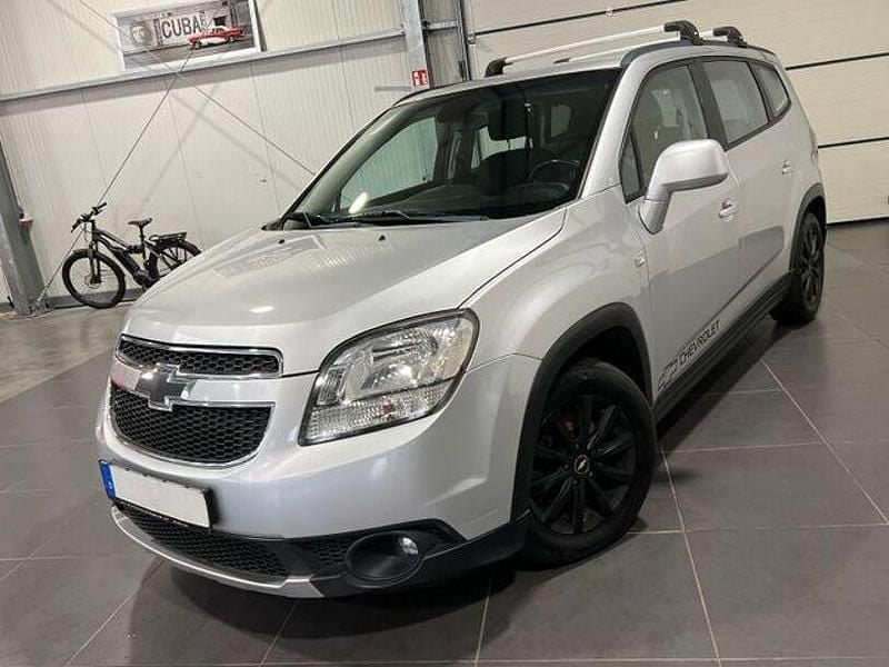Gebraucht Chevrolet Orlando 163 PS (119 kW) 2012 Silber Van / Kleinbus