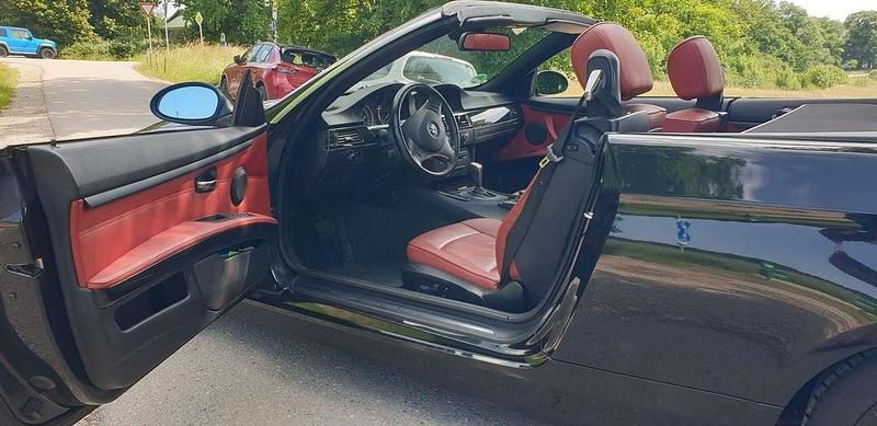Gebraucht BMW 325 Cabriolet 218 PS (160 kW) 2008 Schwarz Cabrio