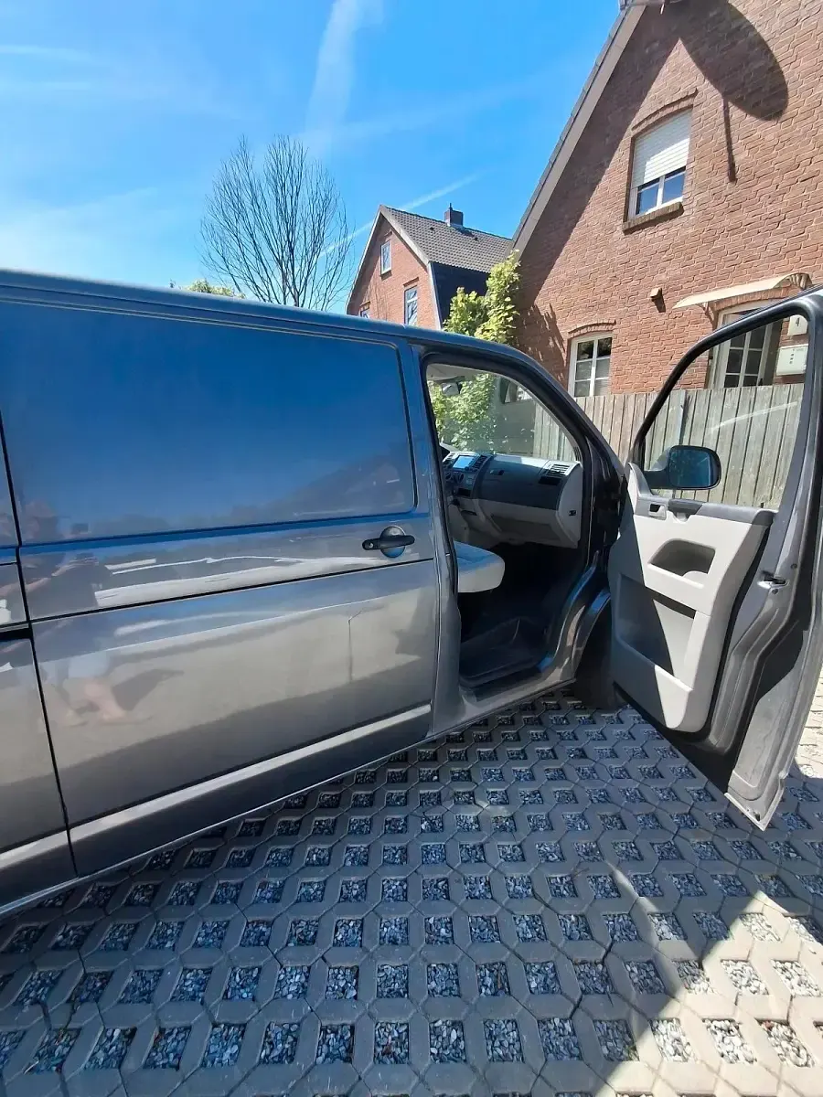 Gebraucht VW Transporter 179 PS (131 kW) 2012 Grau Van