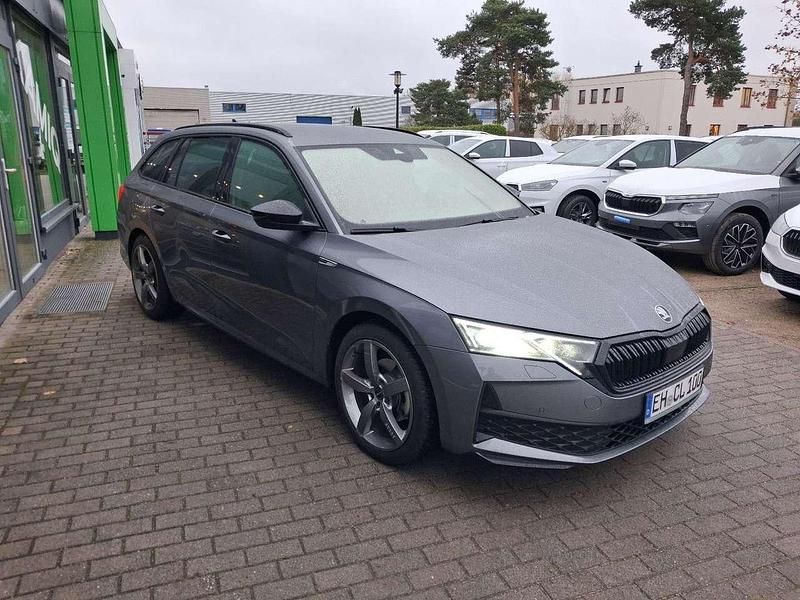 Gebraucht Skoda Octavia SportLine 150 PS (110 kW) 2025 Grau Kombi