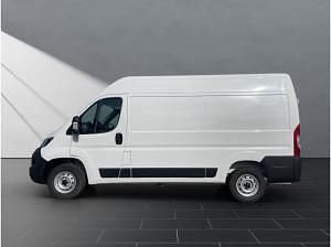 Gebraucht Fiat Ducato 140 PS (102 kW) 2023 Weiß (colore esterno (weiss (pastell))) Van