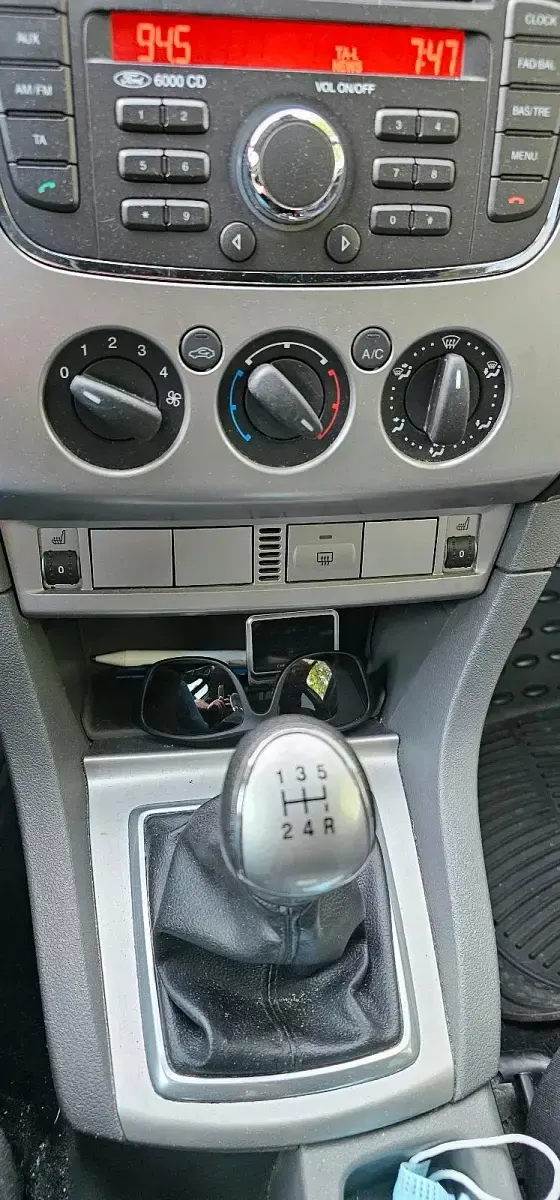Gebraucht Ford Focus 109 PS (80 kW) 2010 Rot Kombi
