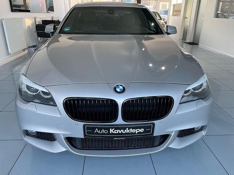 Gebraucht BMW 530 M Sport 258 PS (189 kW) 2013 Silber Limousine
