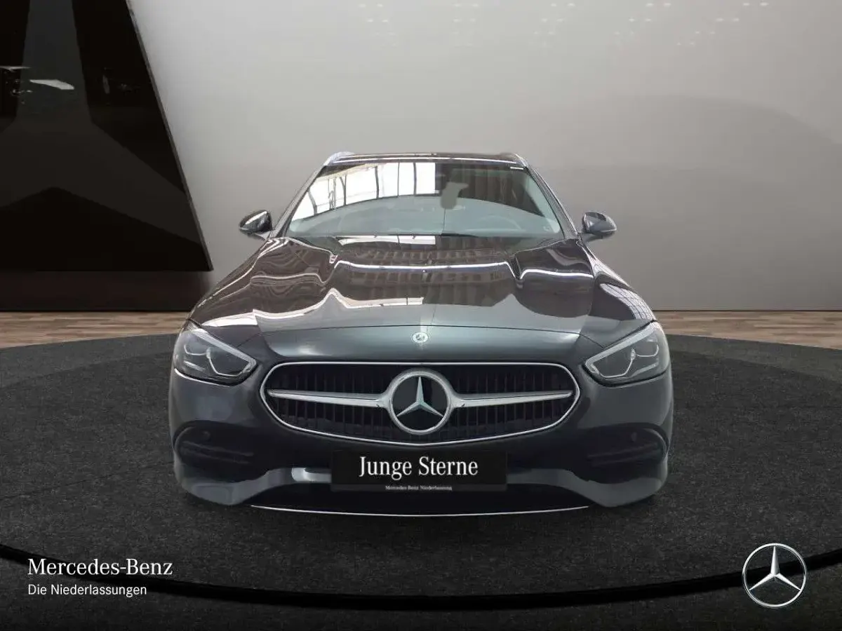 Gebraucht Mercedes C180 Avantgarde 170 PS (125 kW) 2025 Graphitgrau Kombi
