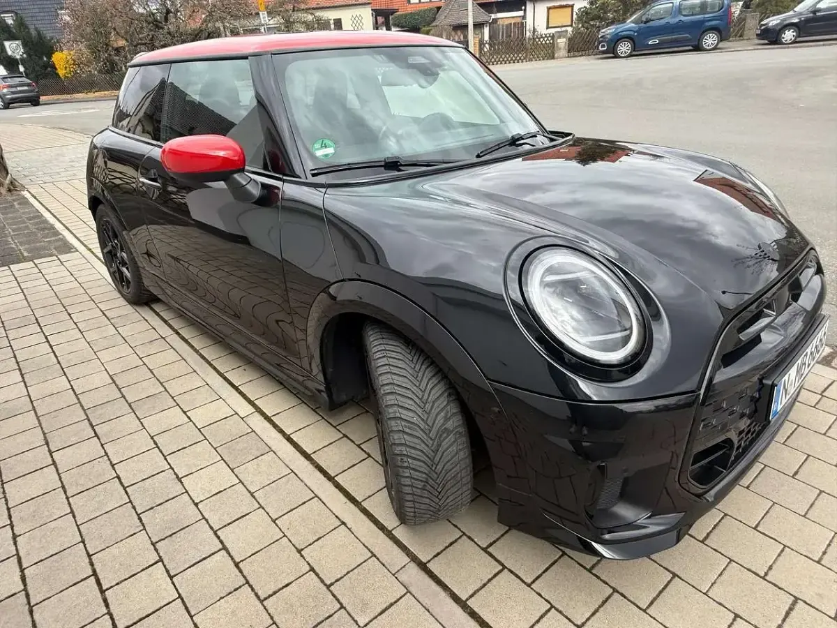Gebraucht Mini Cooper S 204 PS (150 kW) 2024 Schwarz Kleinwagen