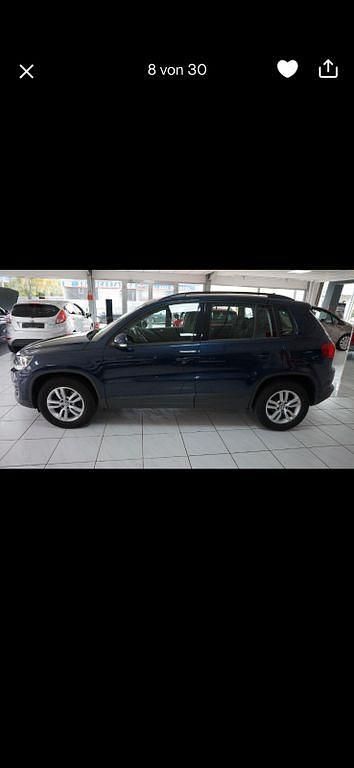 Blau Gebraucht 2015 VW Tiguan Exclusive SUV | 14.300 € (Fairer Preis) - Bild 1/4