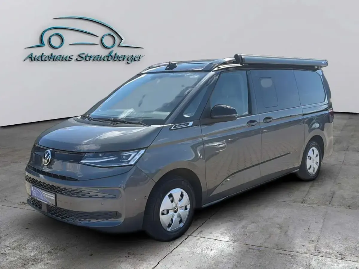 Gebraucht VW T7 Coast 150 PS (110 kW) 2025 Indiumgrau metallic Van