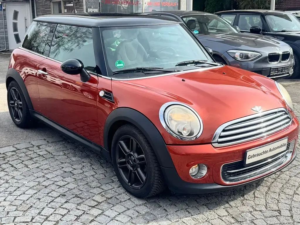 Używany Mini Cooper 122 KM (89 kW) 2011 Pomarańczowy Hatchback
