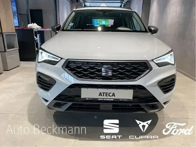 Usado Seat Ateca 4Drive 190 CV (139 kW) 2022 Blanco SUV