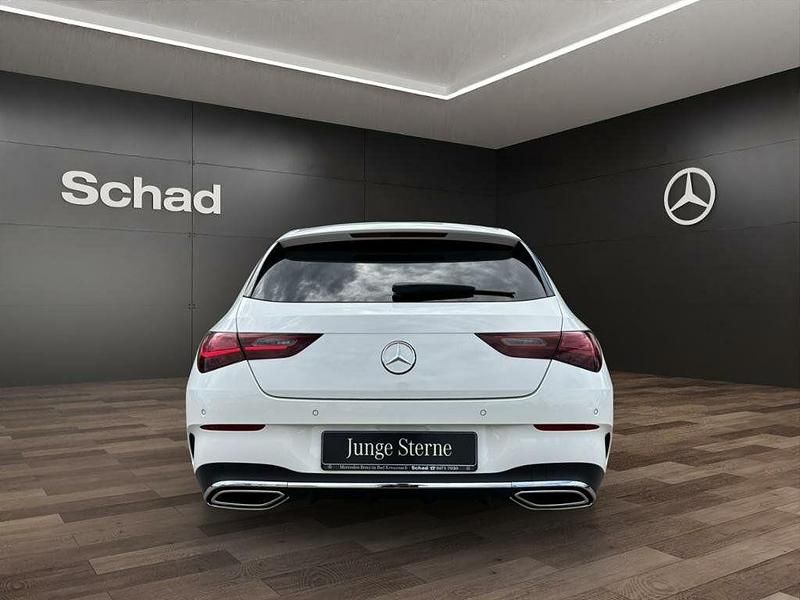 Gebraucht Mercedes CLA200 Shooting Brake AMG 163 PS (119 kW) 2024 Weiß Kombi