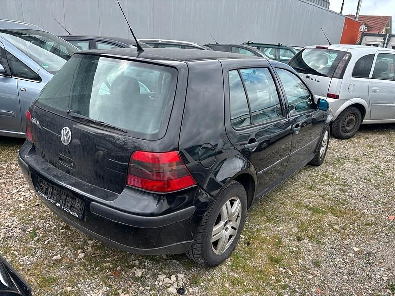 Gebraucht VW Golf IV 75 PS (55 kW) 2002 Schwarz Limousine