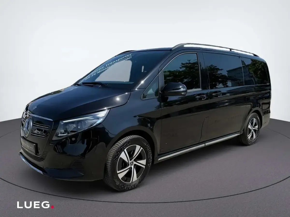 Gebraucht Mercedes EQV300 150 kW (204 PS) 2025 Schwarz Van / Kleinbus