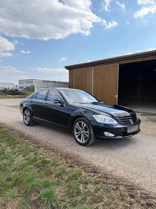 Gebraucht Mercedes S500 387 PS (284 kW) 2006 Blau Limousine