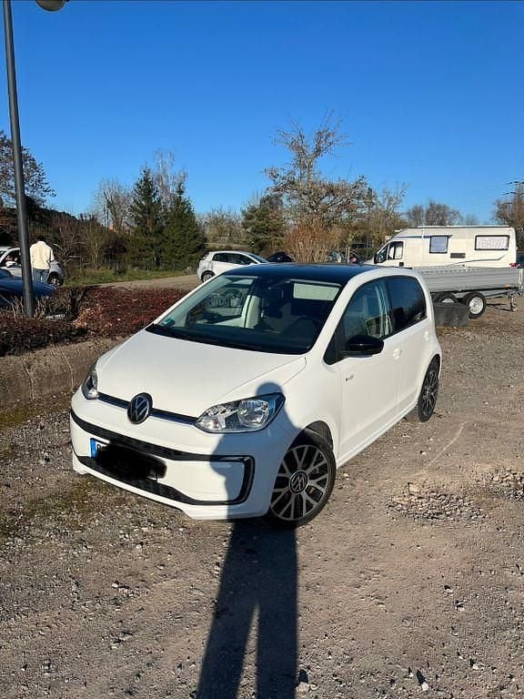 Weiß Gebraucht 2020 VW e-up! Kleinwagen | 13.450 € (Fairer Preis) - Bild 1/4