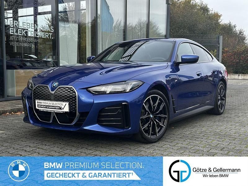 M portimao blau metallic Gebraucht 2025 BMW i4 M Sport Limousine | 56.330 € (Teuer) - Bild 1/4