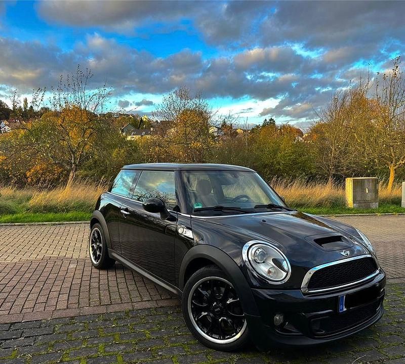 Schwarz Gebraucht 2011 Mini Cooper S Kleinwagen | 7.100 € (Fairer Preis) - Bild 1/4