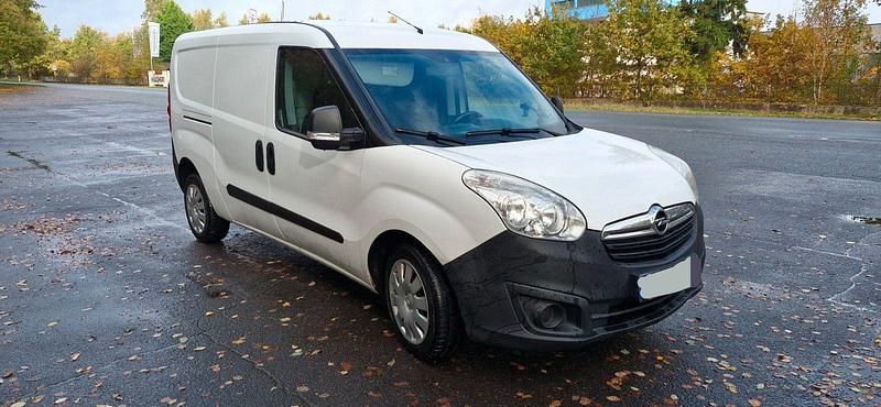 Gebraucht Opel Combo Edition 105 PS (77 kW) 2013 Weiß Van / Kleinbus