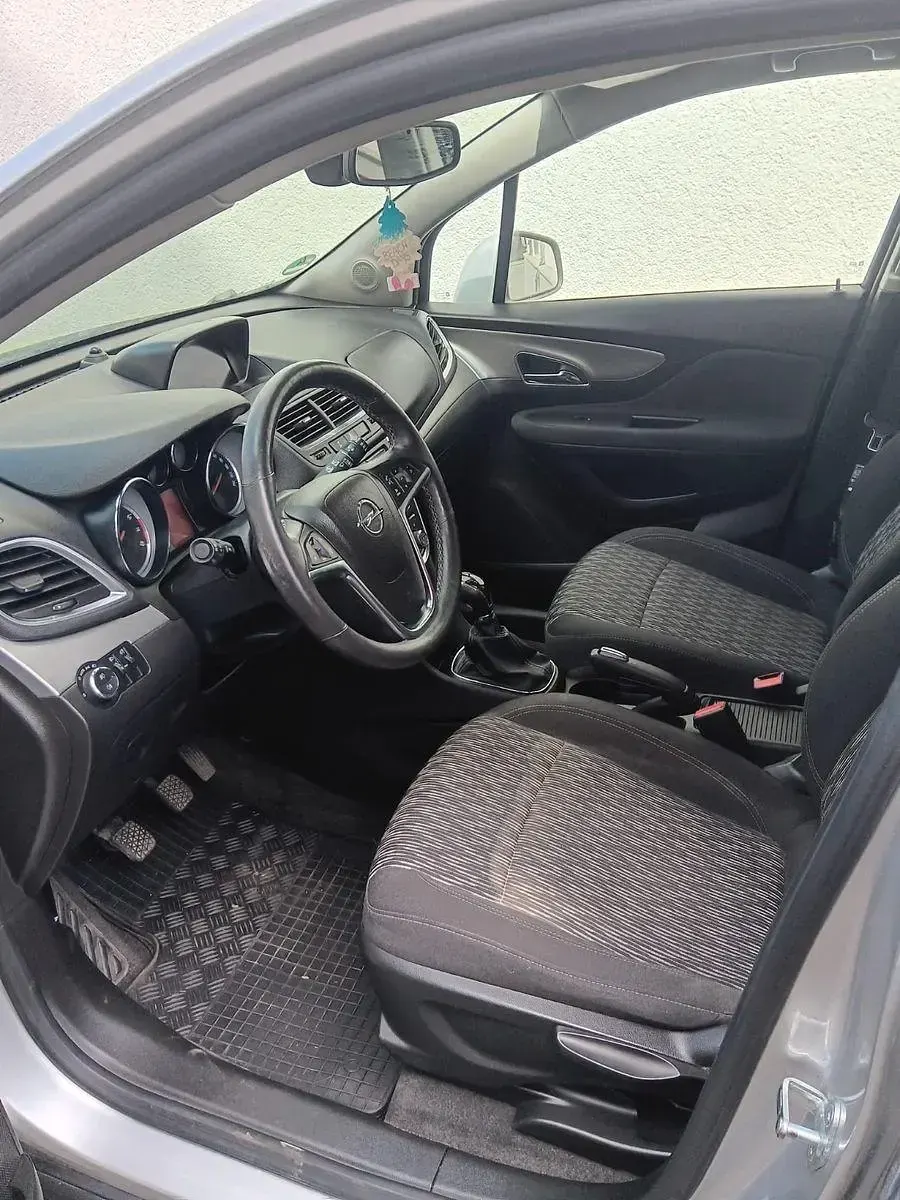 Usado Opel Mokka Selection 116 HP (85 kW) 2016 Cinzento SUV