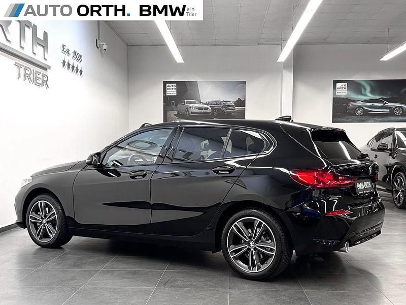 Gebraucht BMW 118 Sport Line 136 PS (100 kW) 2022 Schwarz ii Kleinwagen