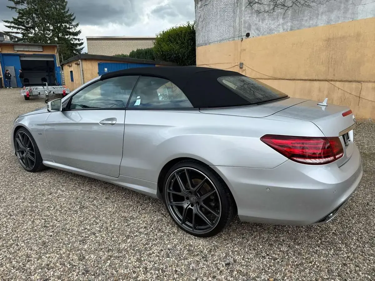 Gebraucht Mercedes E350 AMG 258 PS (189 kW) 2016 Iridiumsilber  metalliclack Cabrio