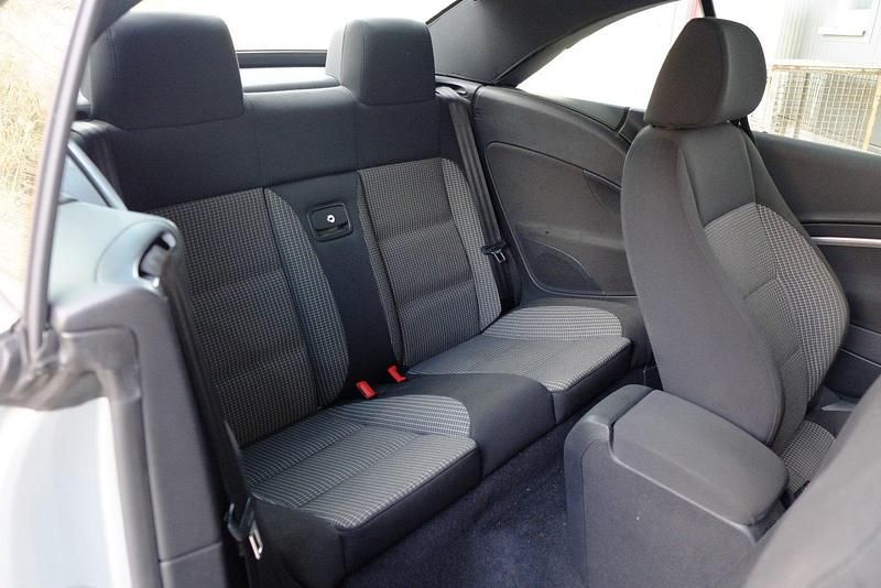 Gebraucht VW Eos 115 PS (84 kW) 2006 Silber Cabrio