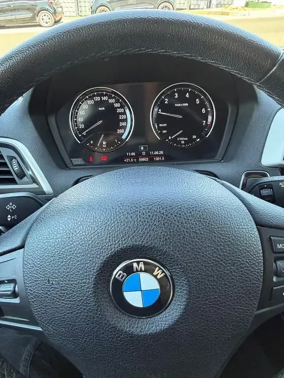 Gebraucht BMW 118 Advantage 136 PS (100 kW) 2019 Rot Limousine