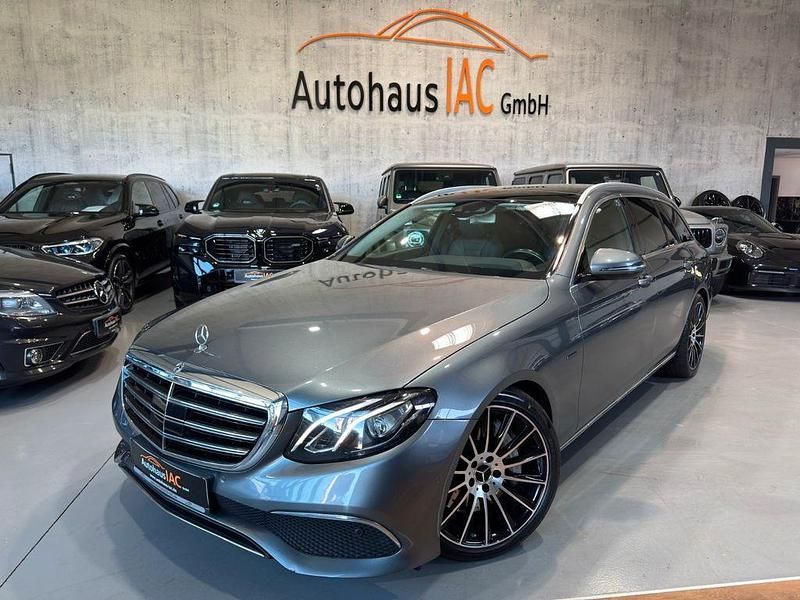 Gebraucht Mercedes E300 194 PS (142 kW) 2019 Grau Limousine