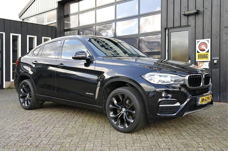 Schwarz Gebraucht 2015 BMW X6 Executive SUV | 22.724 € (Fairer Preis) - Bild 1/4