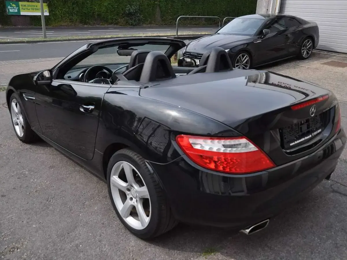 Gebraucht Mercedes SLK250 204 PS (150 kW) 2013 Schwarz Cabrio