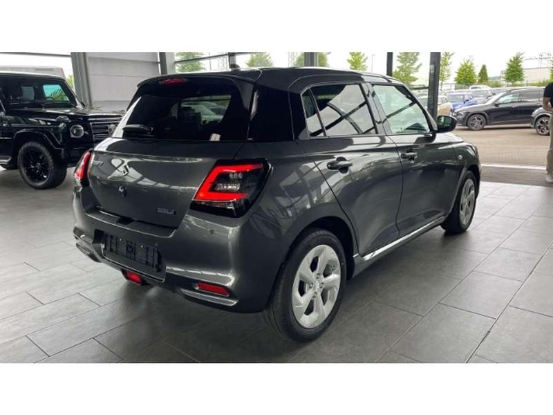 Gebraucht Suzuki Swift Comfort 83 PS (61 kW) 2025 Mineral gray metallic Kleinwagen