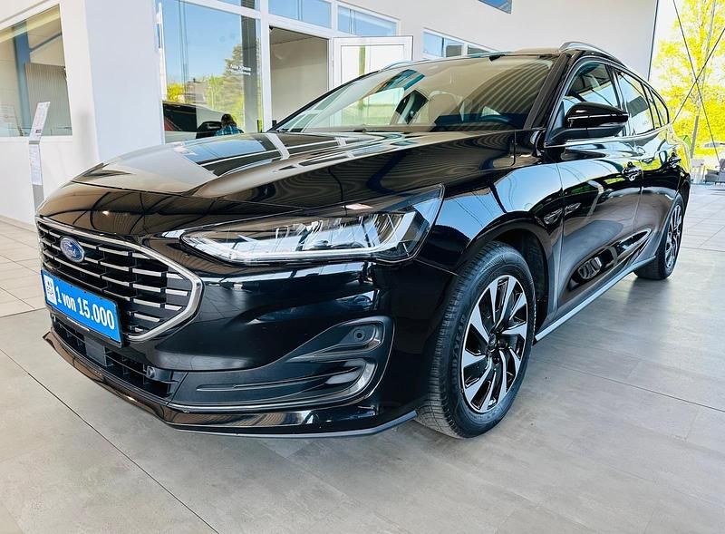 Schwarz Gebraucht 2023 Ford Focus Titanium X Kombi | 21.939 € (Fairer Preis) - Bild 1/4