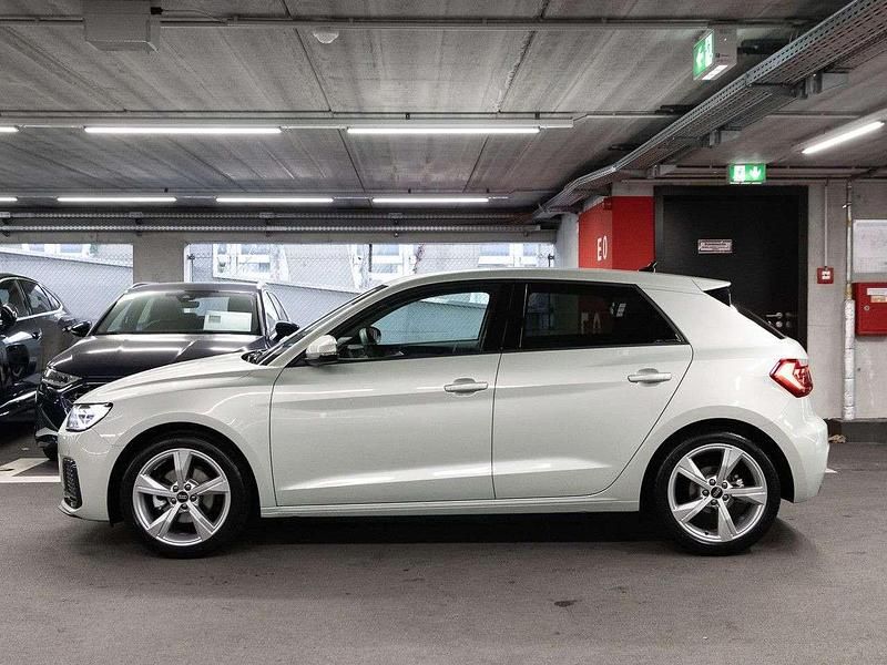 Gebraucht Audi A1 Advanced Plus 116 PS (85 kW) 2025 Tausilber metallic Limousine