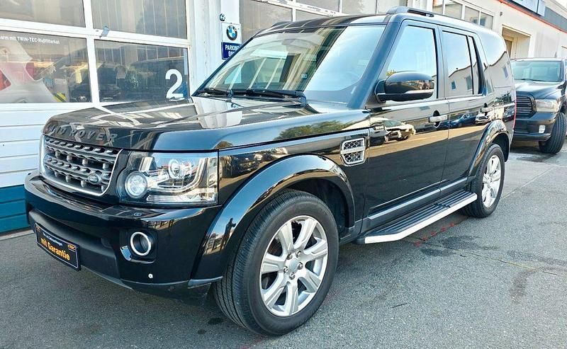 Schwarz Gebraucht 2016 Land Rover Discovery 4 HSE SUV | 24.899 € - Bild 1/4
