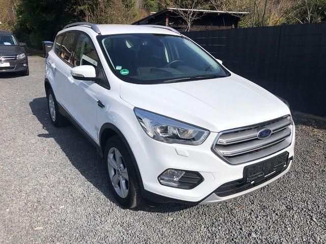 Gebraucht Ford Kuga Cool & Connect 150 PS (110 kW) 2018 Weiß SUV