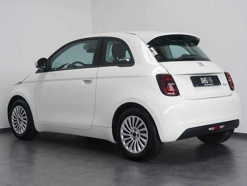 Gebraucht Fiat 500e 86 kW (118 PS) 2023 Weiß Kleinwagen