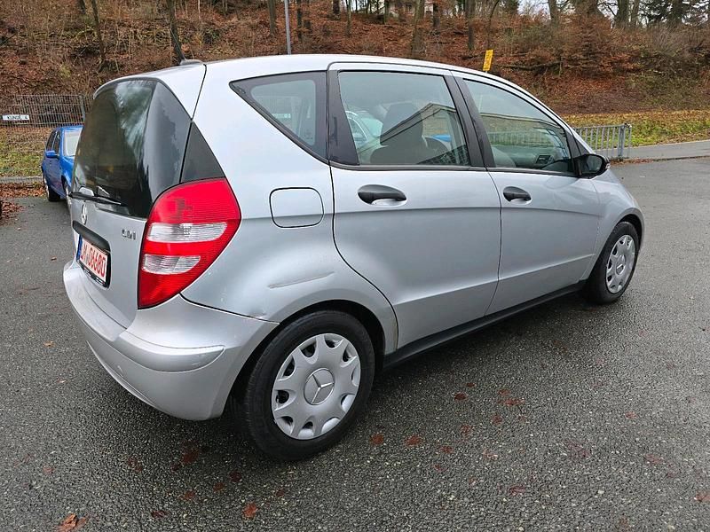 Gebraucht Mercedes A180 109 PS (80 kW) 2005 Silber Limousine