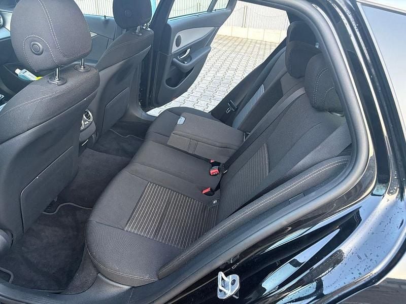 Gebraucht Mercedes E200 Avantgarde 197 PS (144 kW) 2020 Schwarz Kombi