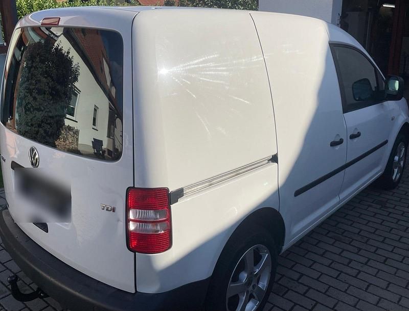 Gebraucht VW Caddy 102 PS (75 kW) 2012 Weiß Van / Kleinbus