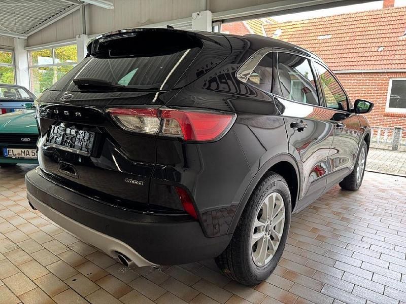 Gebraucht Ford Kuga Titanium 224 PS (164 kW) 2022 Obsidianschwarz metallic SUV