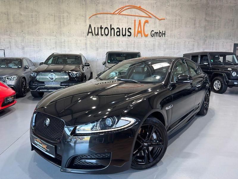 Schwarz Gebraucht 2012 Jaguar XF S Limousine | 13.900 € (Teuer) - Bild 1/4