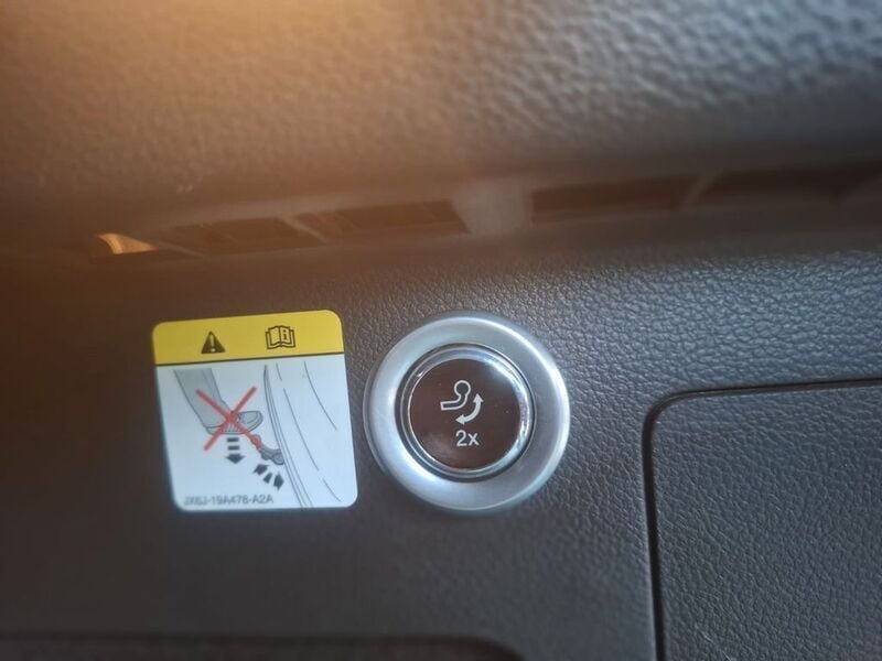 Gebraucht Ford Kuga 179 PS (131 kW) 2019 Schwarz SUV