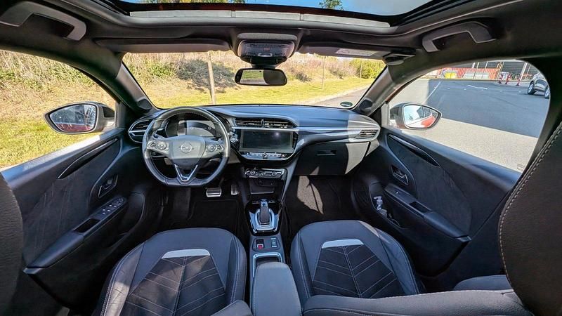 Używany Opel Corsa-e Ultimate 100 kW (136 KM) 2022 Pomarańczowy Hatchback