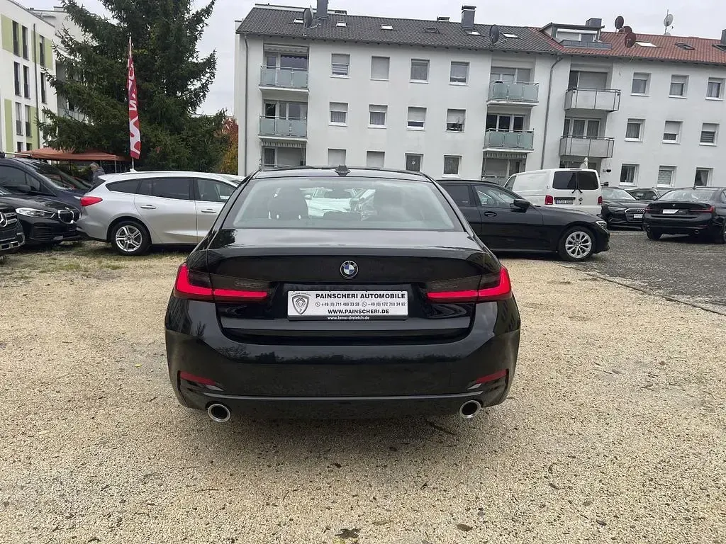 Gebraucht BMW 320 Shadowline 190 PS (139 kW) 2023 Saphirschwarz Limousine