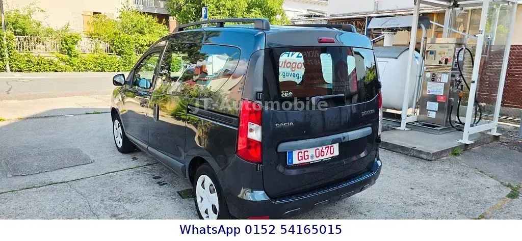 Gebraucht Dacia Dokker Lauréate 116 PS (85 kW) 2014 Grau Van / Kleinbus